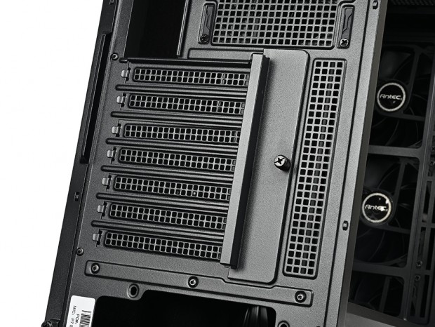 Antec「P7S」