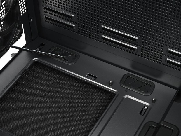 Antec「P7S」