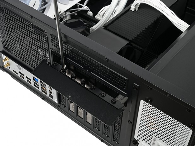 Antec「P7S」
