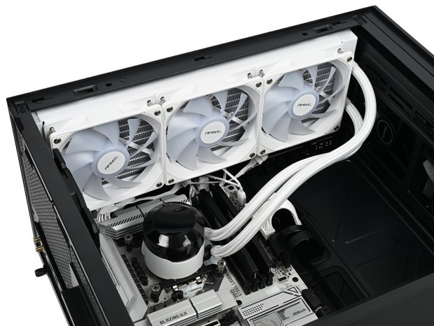 Antec「P7S」