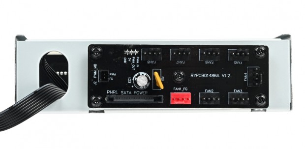 SilverStone「FLP03」