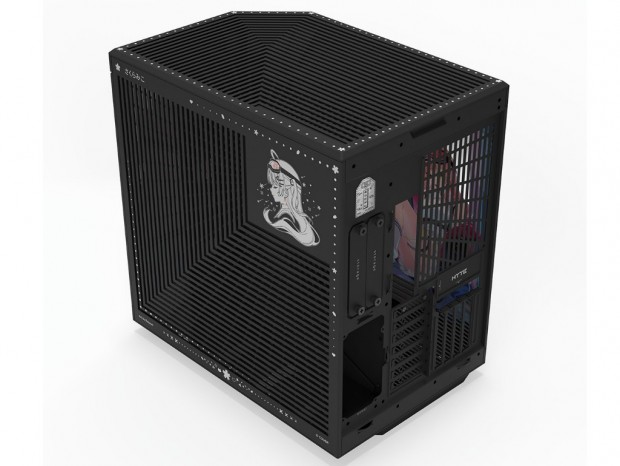 パノラマガラスのピラーレスPCケース「HYTE Y70」にVTuber「さくらみこ」モデル登場