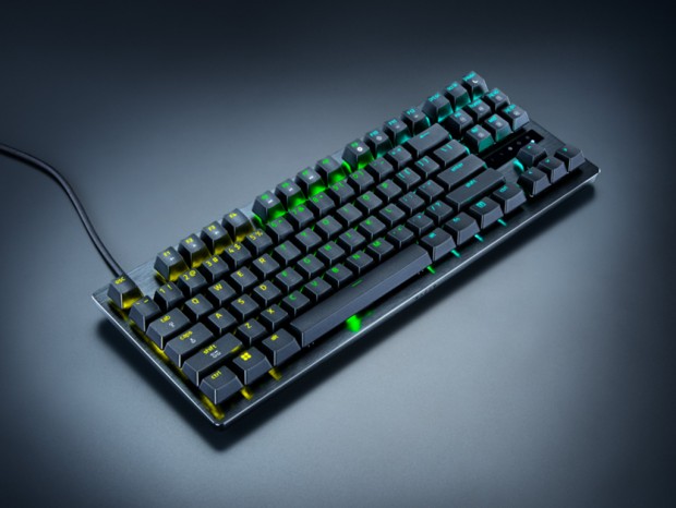 8,000Hz HyperPolling対応、Razerの競技向けテンキーレスキーボード「Huntsman V3 Tenkeyless 8KHz」