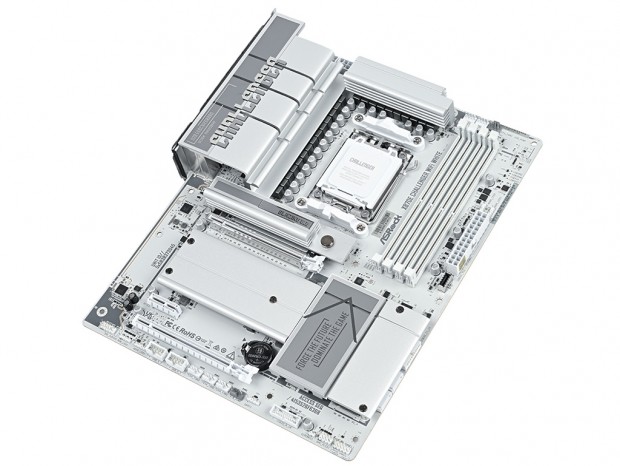 110A SPSによる23フェーズ電源搭載。ミドルの枠を超えたASRock「X870E