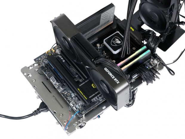 Core Ultra 200S Plusのベストな相棒になるか？高機能・高コスパなMSI