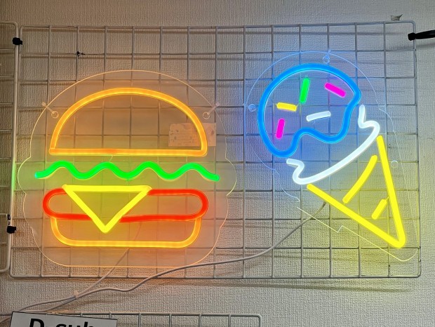 NEONY SIGN LIGHTS