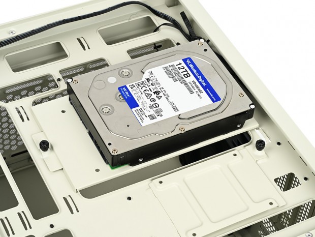 SilverStone「FLP03」