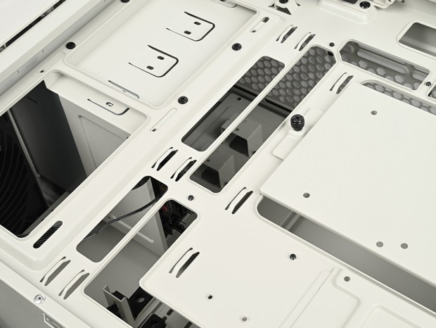 SilverStone「FLP03」