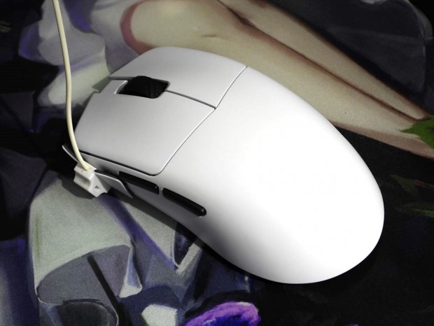 アキバ取材班) VARO初の軽量ゲーミングマウス「VARO V1」が発売、光学