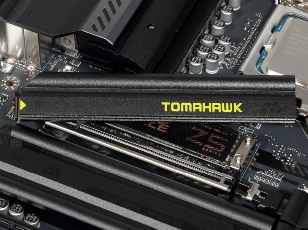 Core Ultra 200S Plusのベストな相棒になるか？高機能・高コスパなMSI