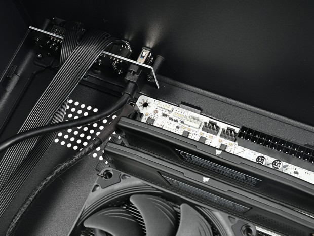 Antec「ST20M」