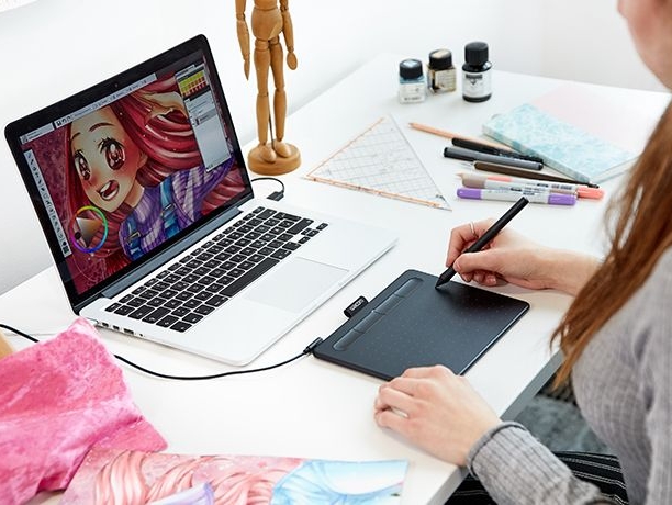 (初夏のお買い得SALE) 初めてのペンタブにピッタリなワコムの「Intuos Medium ベーシック」が47％オフ