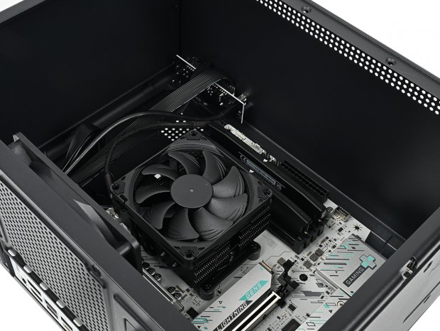 Antec「ST20M」