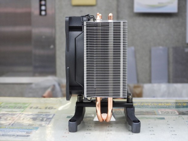 Arctic「Freezer 8A」発売