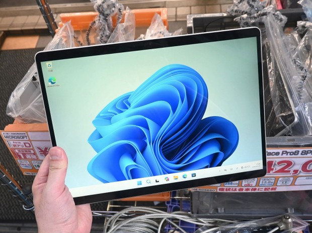 Surface Pro 8