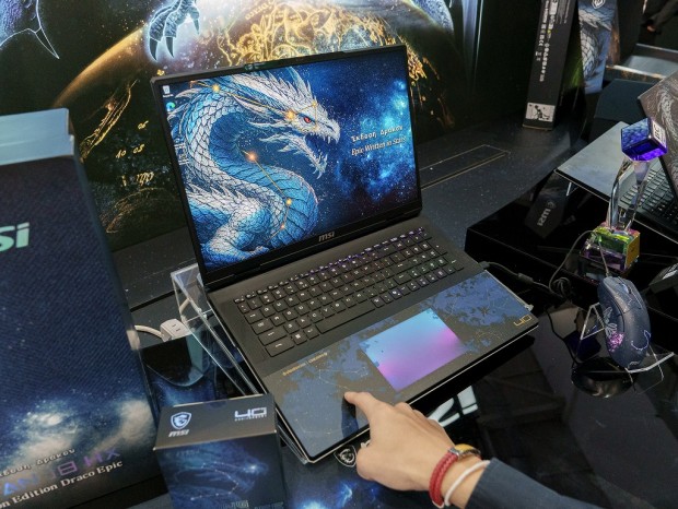 Titan 18 HX Dragon Edition Draco Epic