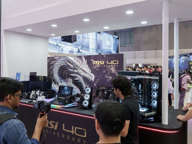 Titan 18 HX Dragon Edition Draco Epic
