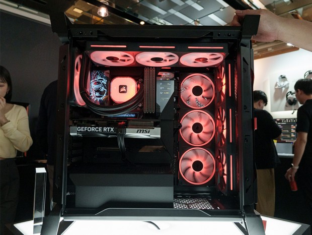 CORSAIR「WARTHOG」