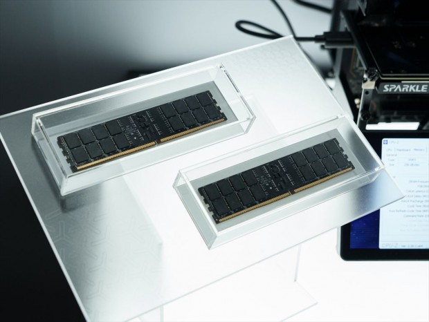 CORSAIR「CQ DIMM」の動作デモ