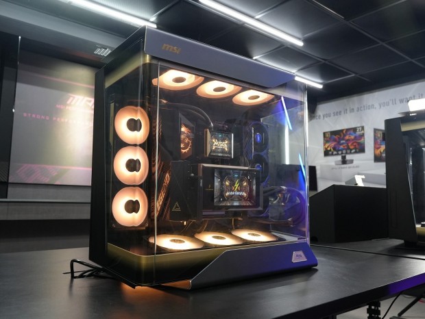 MEG MAESTRO 900R