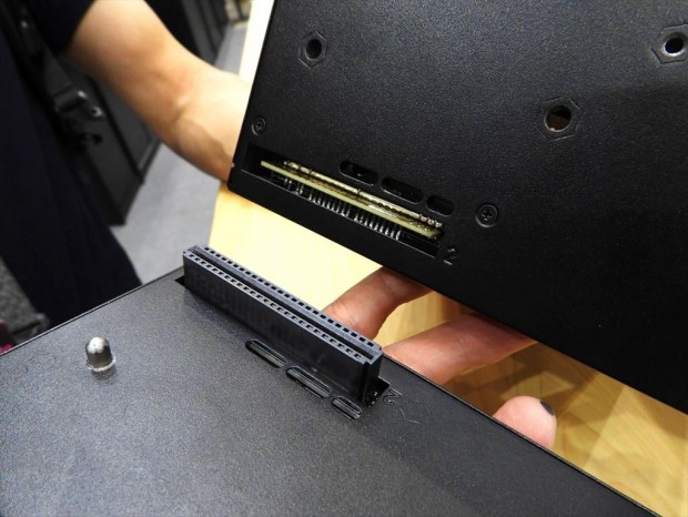 Thermaltake「DockPower FI」