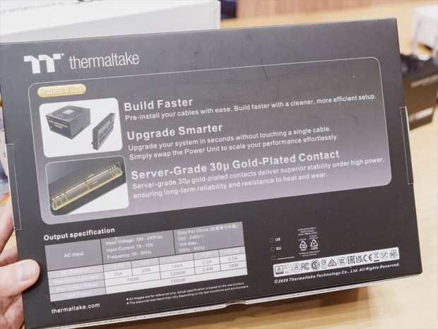 Thermaltake「DockPower FI」