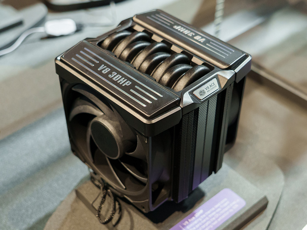COMPUTEX 2026：熱の死角を解消する3DHP技術採用、Cooler Master「V8