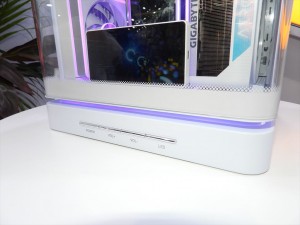 Ocypusの新作PCケース