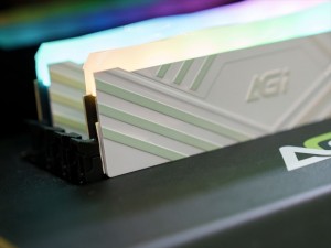 AGI「Q Series」メモリ