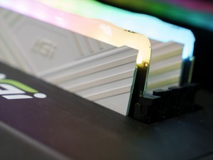 AGI「Q Series」メモリ