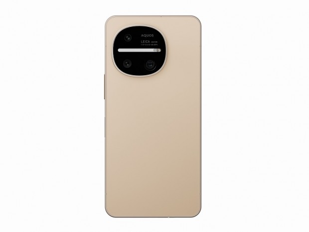 シャープ、ライカ監修3眼カメラや新発光機能を備えたハイエンドスマホ「AQUOS R11」