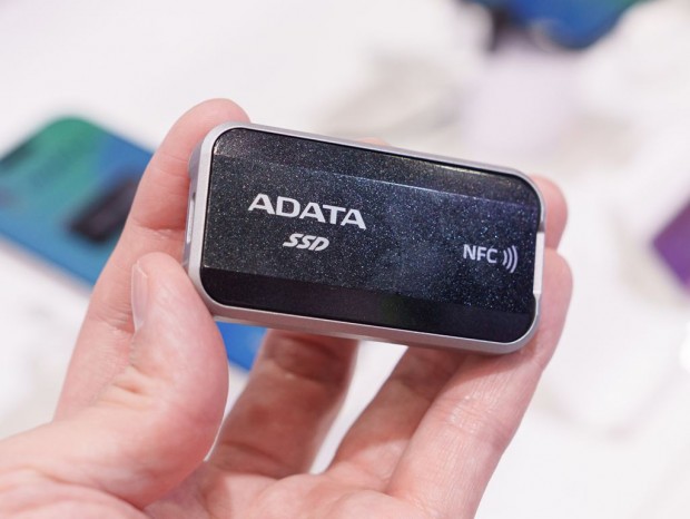 ADATAのCOMPUTEXブースレポート
