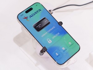 ADATAのCOMPUTEXブースレポート