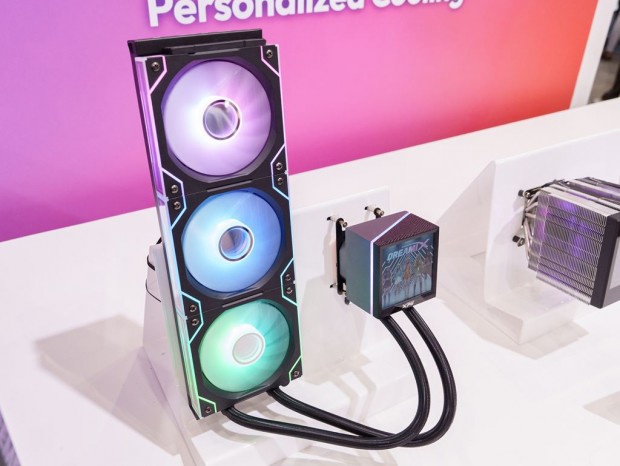ADATAのCOMPUTEXブースレポート