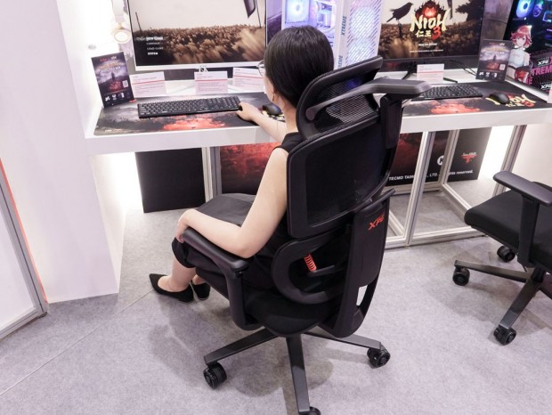 ADATAのCOMPUTEXブースレポート