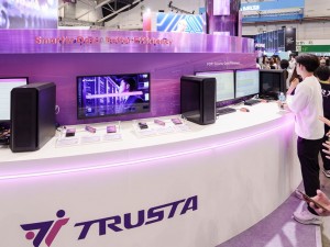 ADATAのCOMPUTEXブースレポート