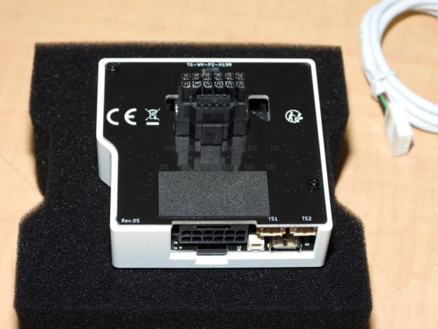 「WireView Pro II GPU Reversed white」発売