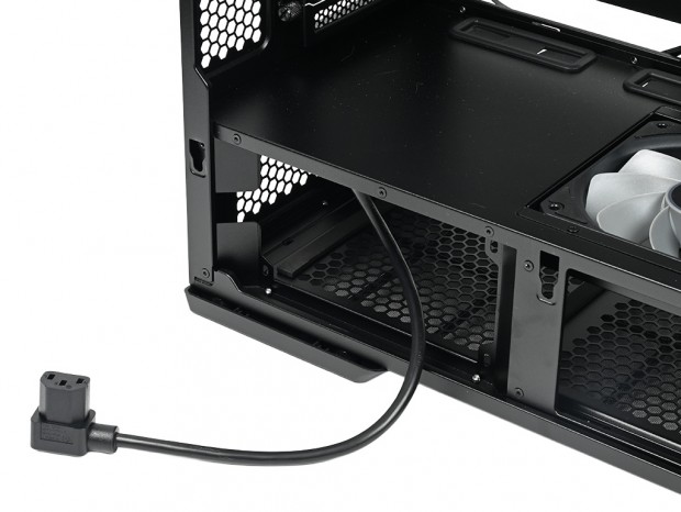 Antec「C6 Curve Air」