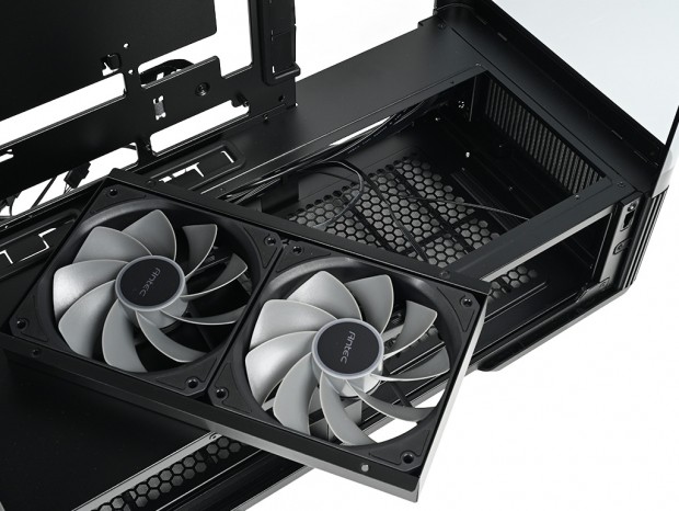 Antec「C6 Curve Air」