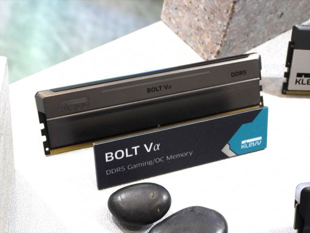 「BOLT V α」