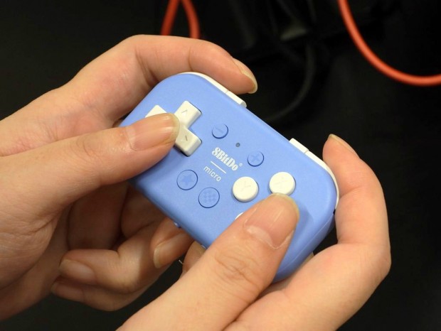 Micro Bluetooth Gamepad