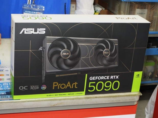 ASUS「ProArt GeForce RTX 5090 OC Edition」が発売