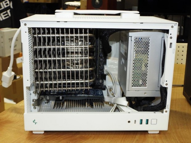MAXSUNのMoDTマザーボード