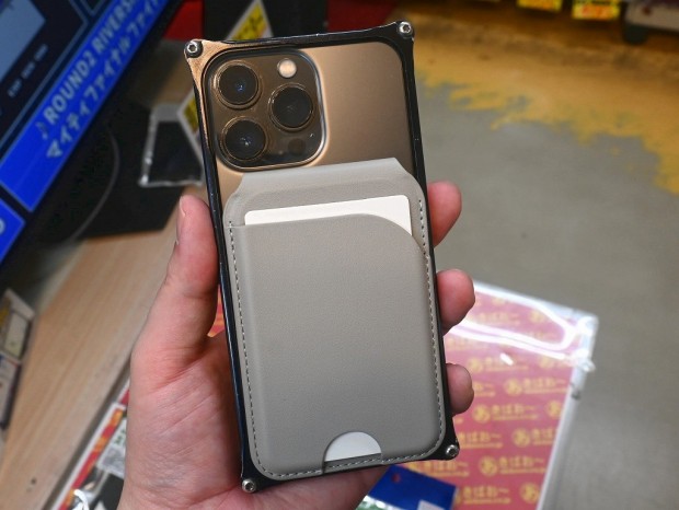 MagSafe対応スマホカードケース