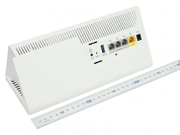 Roamii BE Pro Mesh System