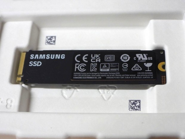 SamsungのNVMe M.2 SSD「990 SSD」発売