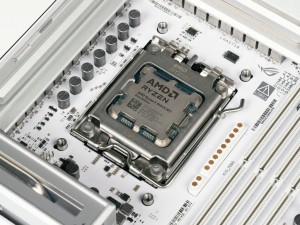 ROG Strix SLC IV 360 ARGB LCD White Edition