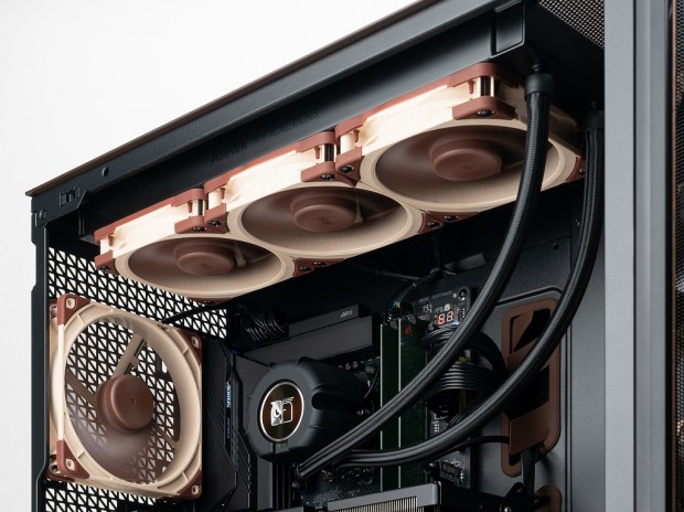 Silent Master Noctua Edition
