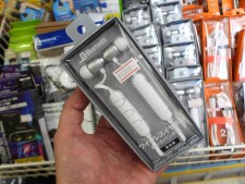 便利な3in1変換ケーブルや光ファイバHDMIケーブルなど