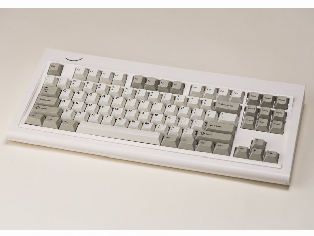 IBMのレジェンドキーボード“Model-M”デザインを復刻、タイプライター音の再現機構も備える「Smurve80」